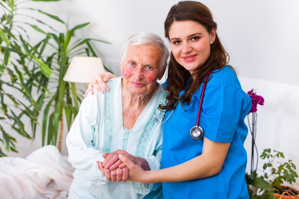 caregiver for senior patient
